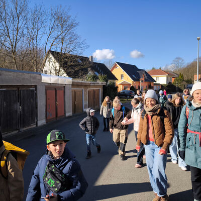 Bild vergrößern: 2025-03 Pestalozzischule Montag Exkursion (4)